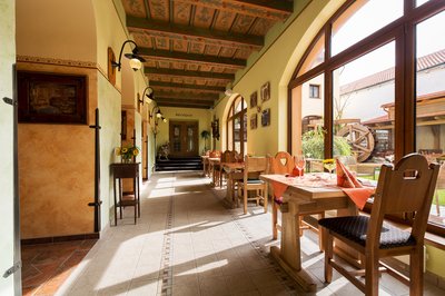 Hotel Selský Dvůr - hotel restaurant 